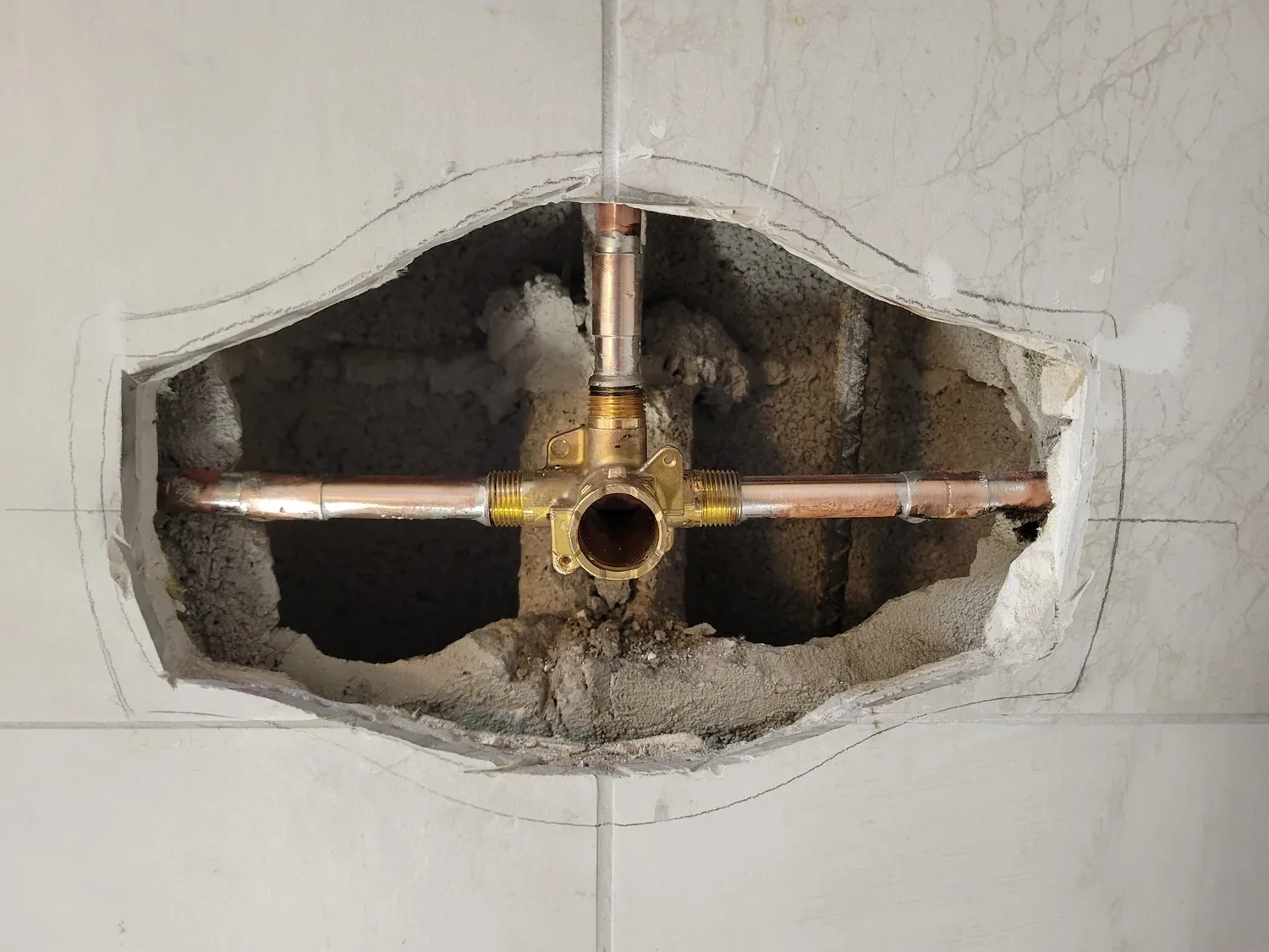 Shower valve rough plumbing